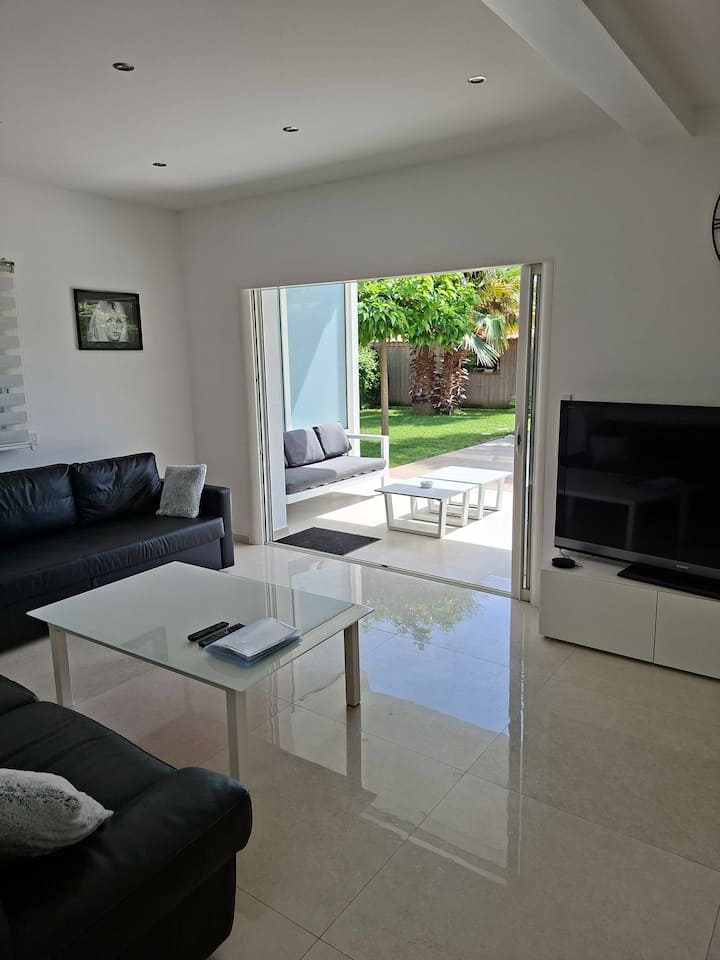 Piscine Privée, 3 Pièces Pour 6 Personnes En Rdj - Mandelieu-la-Napoule