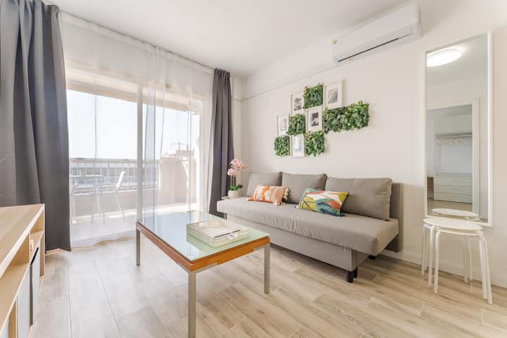 Salou · Pool & Beach · Wifi · Smart Tv · New - Salou