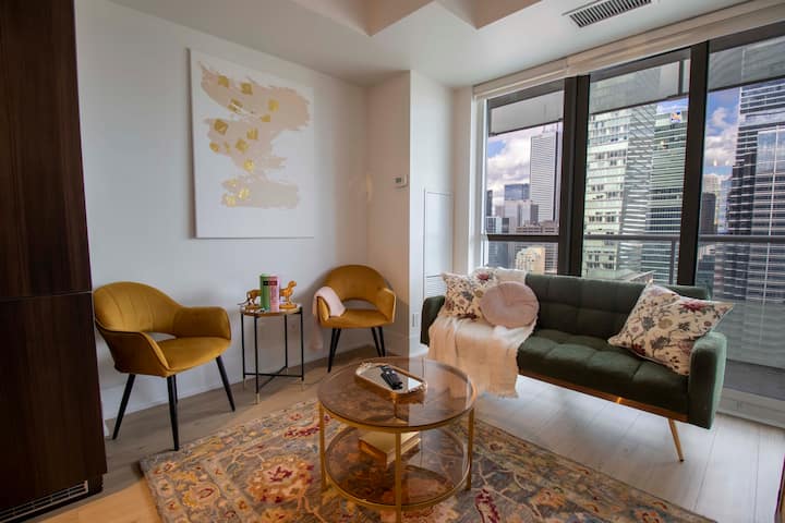 Stunning Cn Tower, Lake View Condo + Parking - Osgoode Hall