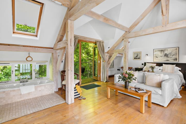 Barberry Brook - Swimming Pool Access - Dartmouth