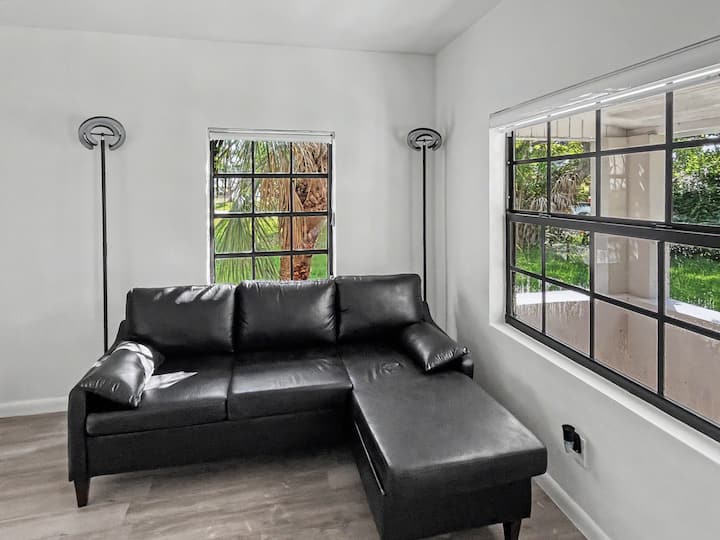 Brand New Private Guest House - Kendall, FL