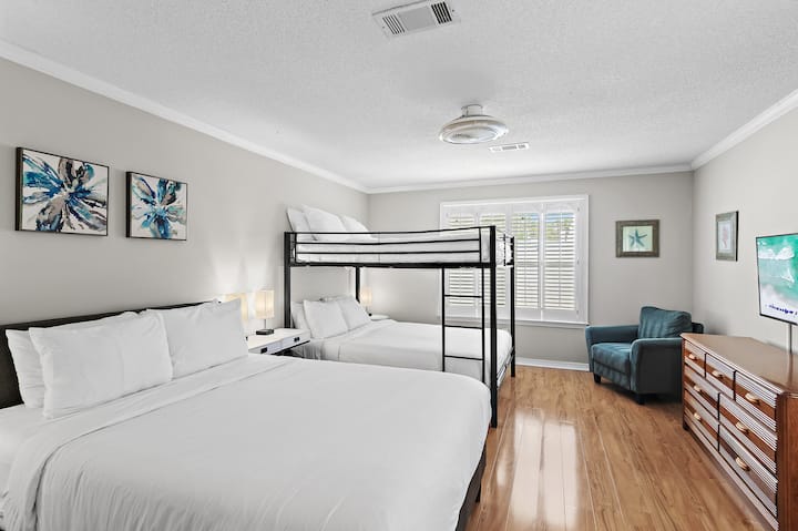 Private Pool | Pet Friendly | Bamba's Beach House - Destin, FL