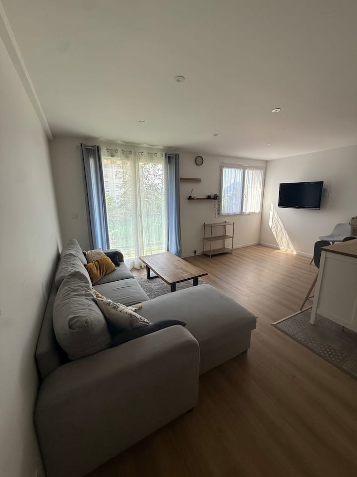 T3 Cosy à Annecy • Jusqu’à 6 Voyageurs • - Annecy