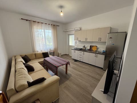 Popular Airbnb listing: “Enjoy a peaceful vacation by the sea in Hamallaj in Sukth