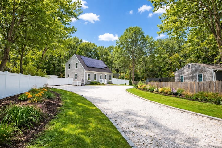 4br Retreat W Hot Tub, Fire Pit & Game Room - Mashpee, MA