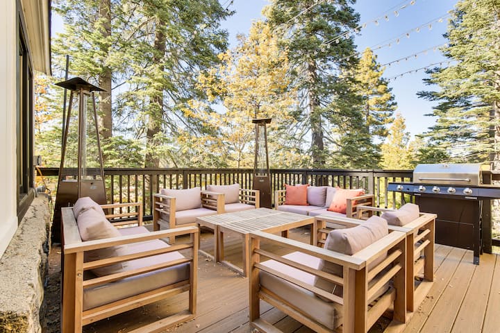 Main House + Apartment Near Lake Arrowhead Village - Lake Arrowhead, CA
