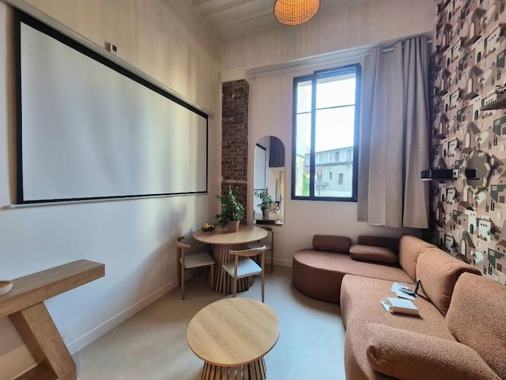 Appartement "Iris" Centre-ville. Métro Et Parking - Clichy