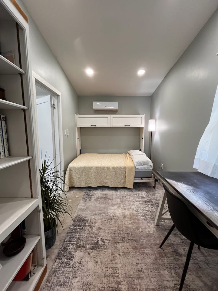 Art Studio Backhouse - Kansas City, MO