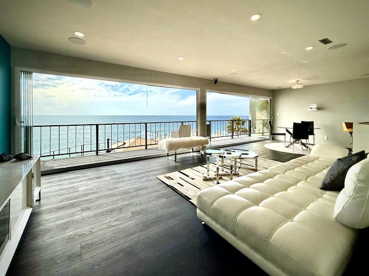 Oceanfront Beach Retreat With Catalina Views - Laguna Beach, CA