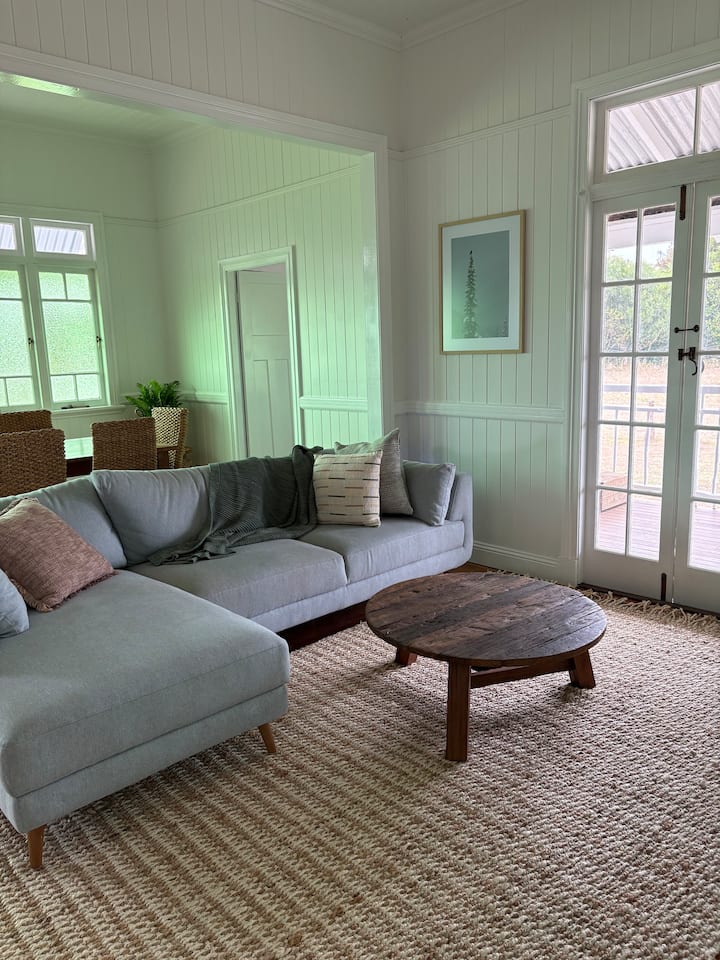 Boonah 3 Bedroom Queenslander On 10 Private Acres. - Boonah
