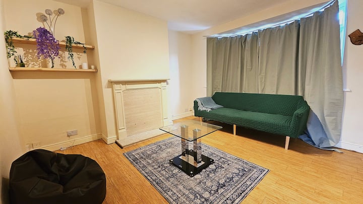 Self-check-in. Peaceful 2 Bedroom Home Beeston - Nottingham