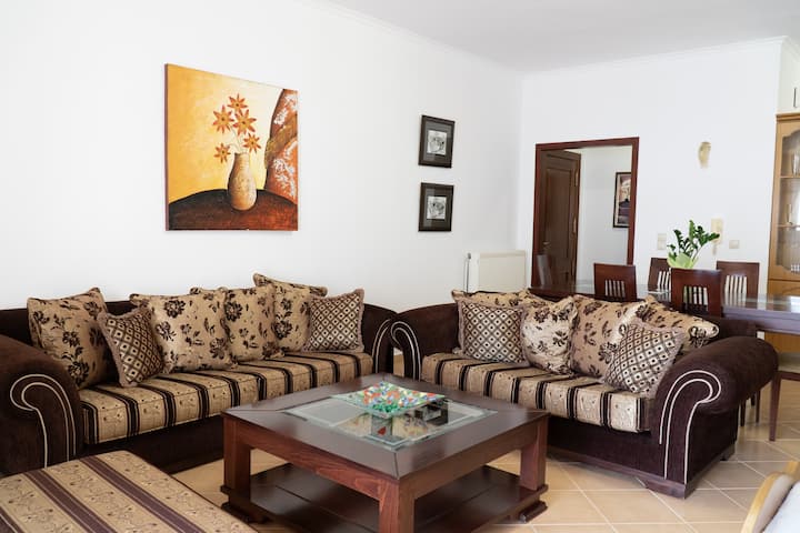 Family & Friends Comfort Stay Close To The Beach - Saranda