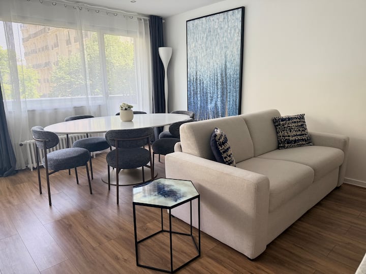 Eiffel Tower : Apartment 3 Bedrooms/balcony & Ac - Parigi