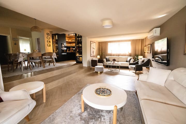 Vir House - Montenegro