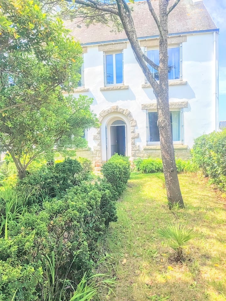 Coquette Maison Bretonne (4 Ch.) à Pied Des Plages - Penmarch