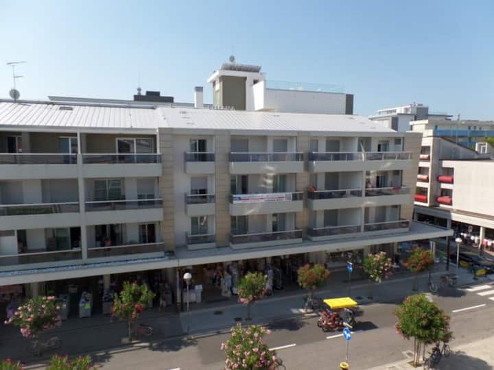 Maison Moderne éLégante Avec Piscine Sur Le Toit - Bibione
