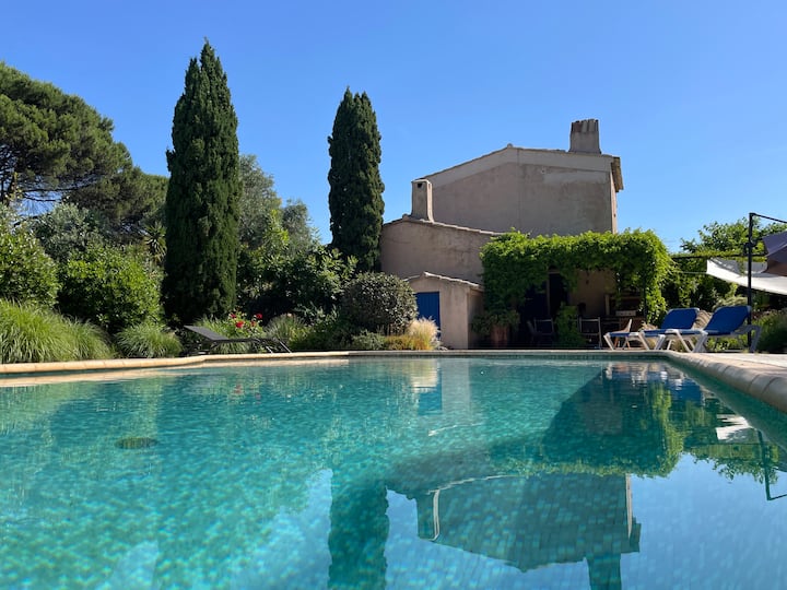 Villa Familiale Au Cœur De La Baie Des Canebiers - Saint-Tropez
