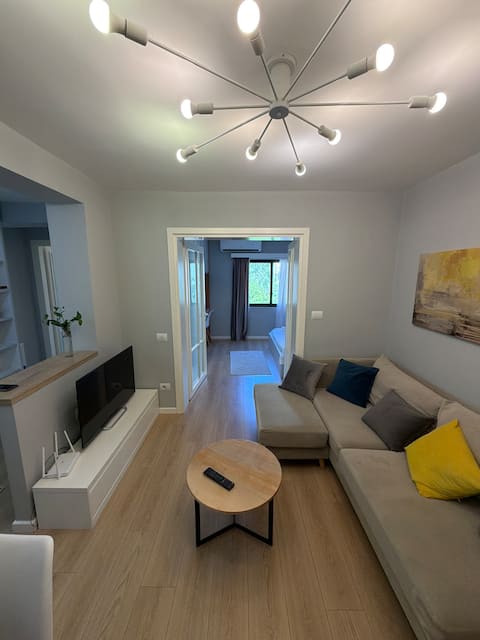 Successful Airbnb property: AS Apartments 1 • City Center • Self Check-In 24/7 in Njësia Bashkiake Nr. 9