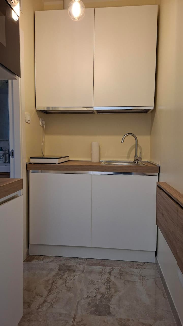 B&b Comfort, Parcheggio E Cortile A 4km Dal Centro - Bologna