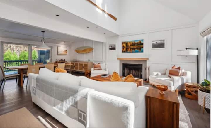 Hamptons Resort Chic Retreat W/ Heated Pool - East Hampton