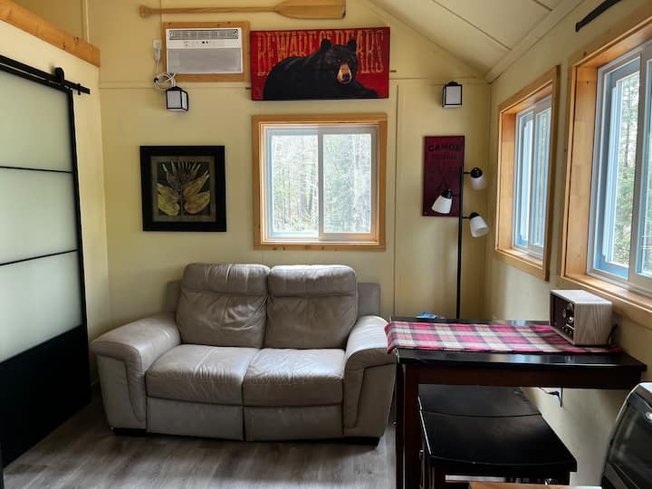 Cute Cabin On The Muskoka River. - Bracebridge