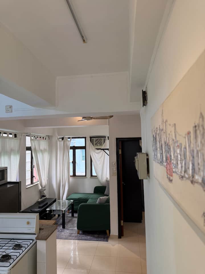 Mid-levels/soho/central - 1br Apt For Solo&couple - Sheung Wan