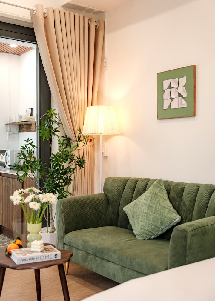 Patio Studio | Walk To Ben Thanh | Self Check-in - Ho Chi Minh City