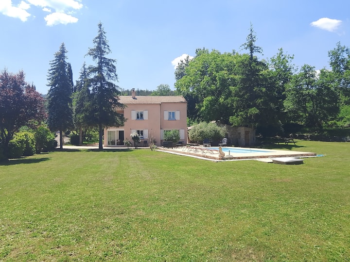Chambres D'hôtes D Olivero
Bienvenue A Vous - Moustiers-Sainte-Marie