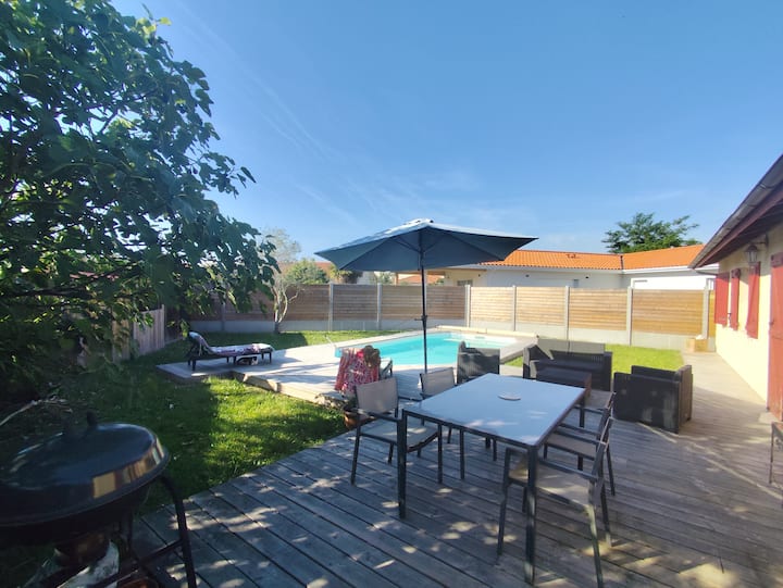 Villa Avec Piscine, Proche Canal Et Piste Cyclable - Biscarrosse