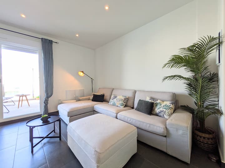 Modern Top Floor Apartment With Community Pool - Rojales