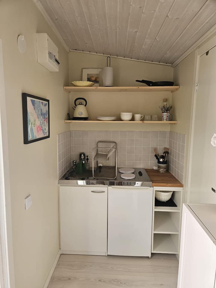 Trädgårdshus I Långsjö - Huddinge