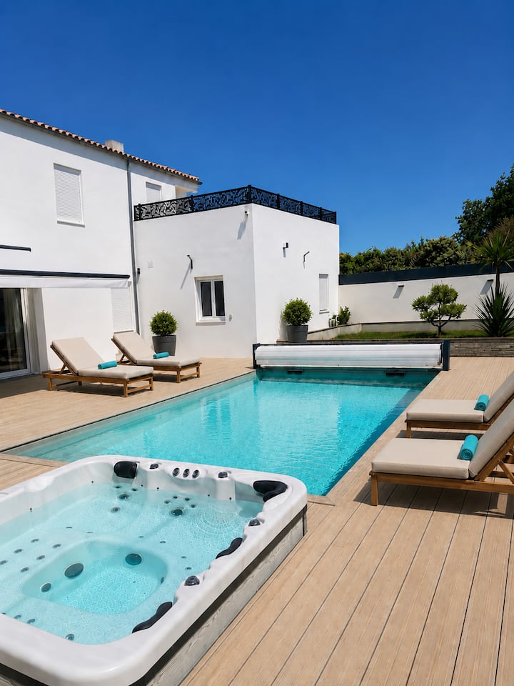 Villa Prestige Avec Piscine Et Jacuzzi - Marans