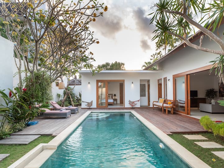 2 Bedroom Pool Villa Seminyak - Indonesië