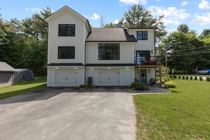 Lakefront Family Retreat - Sebago Lake State Park, Casco