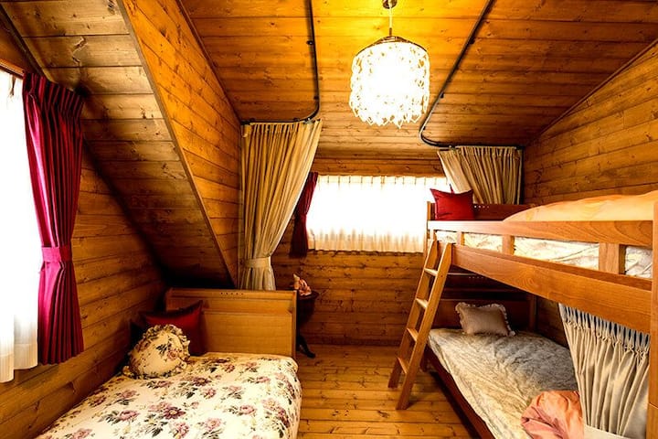 Dhomë gjumi 2