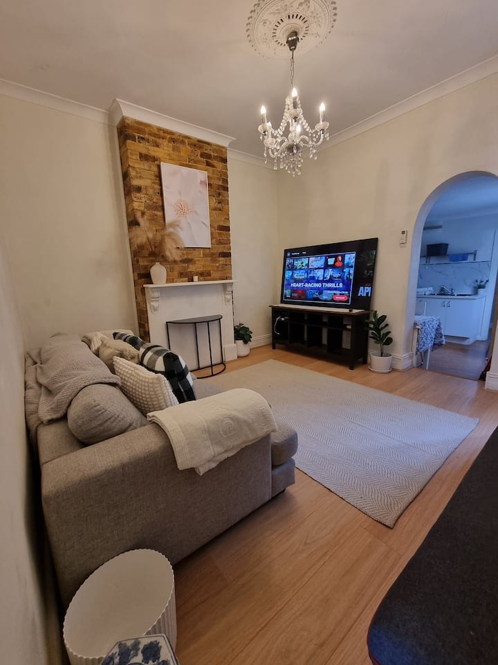 Cute And Cosy At Summerhill - Lewisham