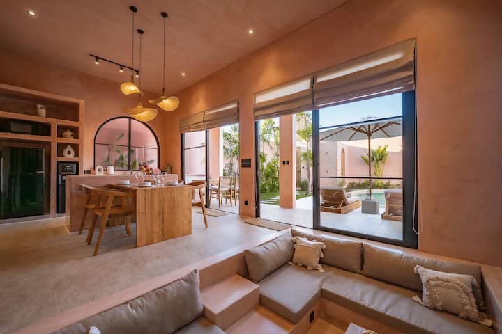 Soft Opening: Brand New Villa In The Heart Of Kuta - Australia