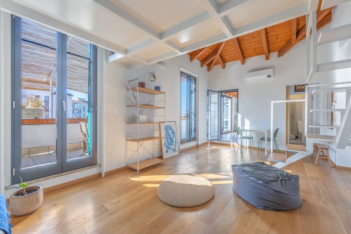 Urban Drift - Flat With Huge Private Terrace - Milano