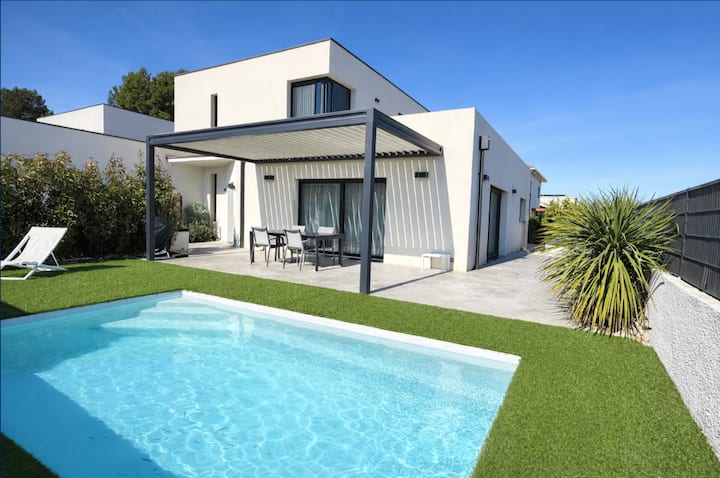 Villa Contemporaine Avec Piscine Et Vue Cathédrale - Narbonne