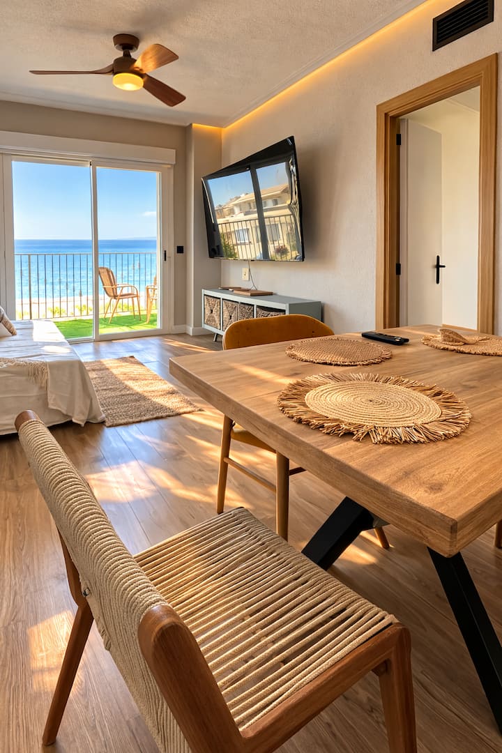 Primera Línea, Playa, Piscina Y Amanecer - Villajoyosa