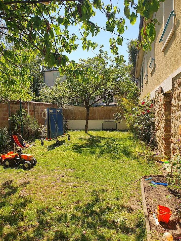 Maison Familiale Avec Jardin Calme Proche Paris - Houilles