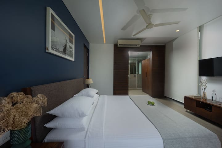 Bedroom 2 image 2
