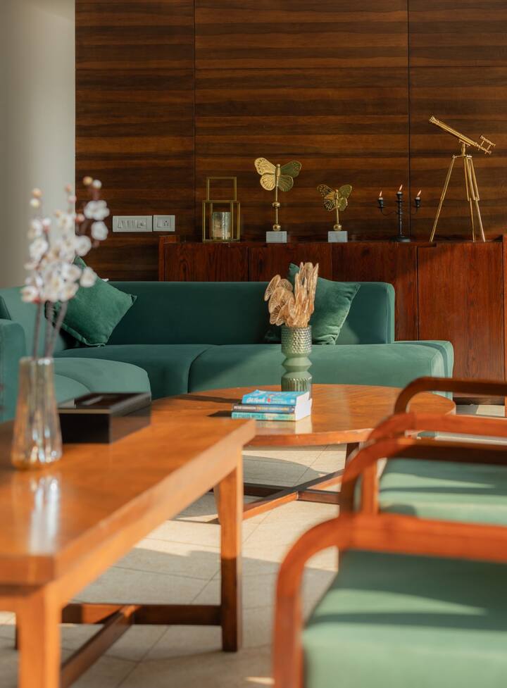 Living room image 4