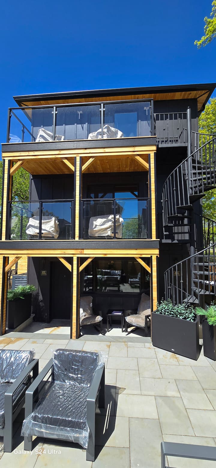 Modern 2br Escape Minutes From Nyc & Major Events - Harrison, NJ
