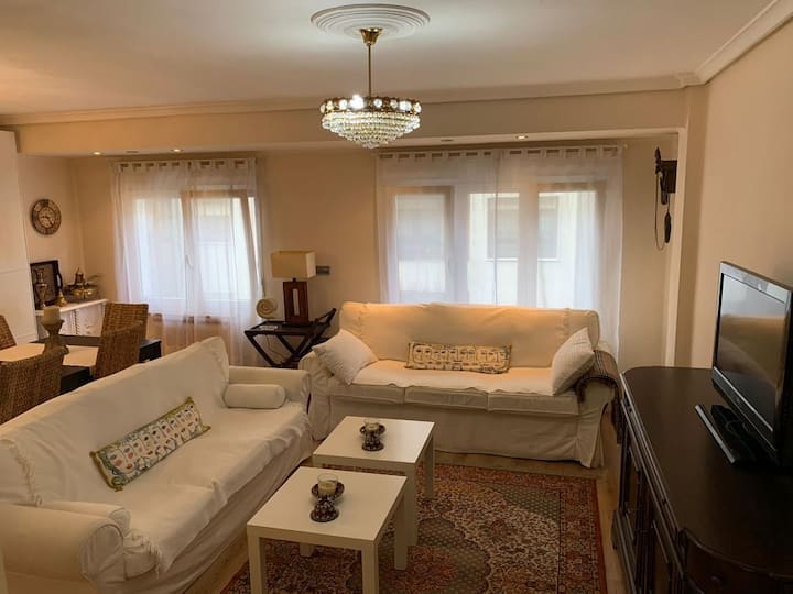 Apartamento Amplio En Puerto Banus - Marbella