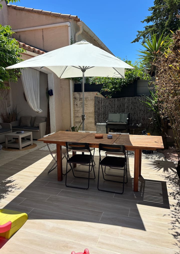 Jolie Petite Maison Mitoyenne à Villeneuve Les M - Villeneuve-lès-Maguelone