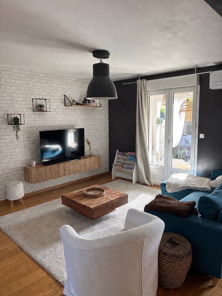 Jolie Petite Maison Mitoyenne à Villeneuve Les M - Villeneuve-lès-Maguelone