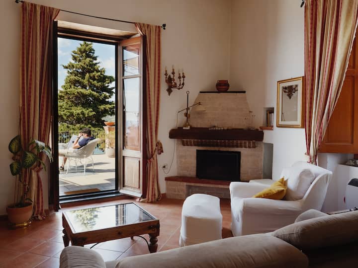 Villa In Fortezza Del '600 A Picco Sul Mare - Pisciotta