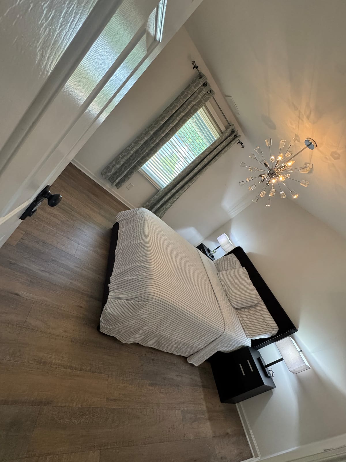 Secondary master bedroom with queen bed