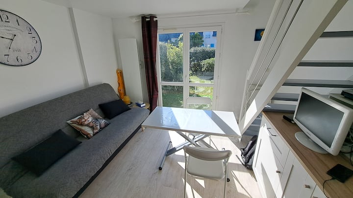 Maison Bord De Mer, 2 à 4 Personnes, Avec Piscine - Batz-sur-Mer